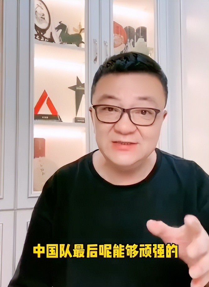 第21分钟，阿瑙托维奇接队友斜塞的单刀打偏。